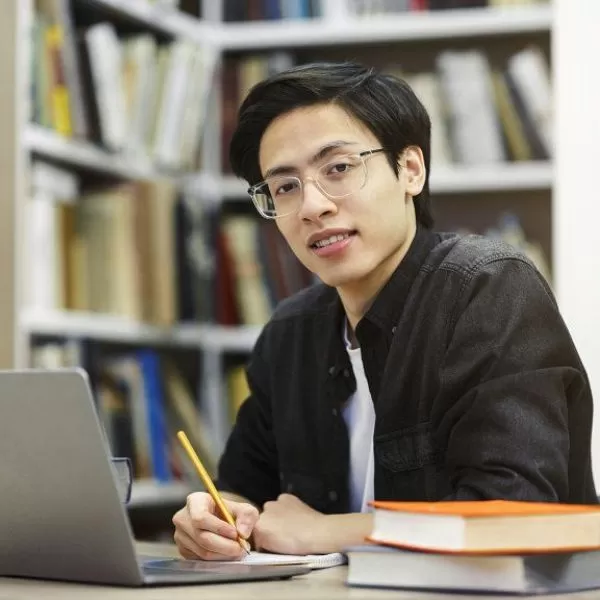 Nguyễn Anh Tuấn <span>Quản lý phòng Nha khoa Quốc tế Paris</span>