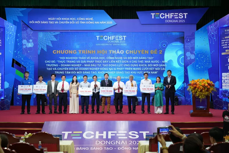 Web4s tài trợ 3.000 website miễn phí tại Techfest Đồng Nai 2025